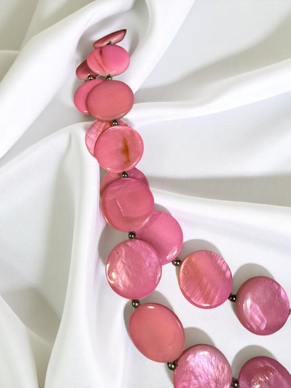 Pink & Black Shell Disc Beaded Statement Necklace With Adjustable Lobster Clasp - Picture 4 of 10